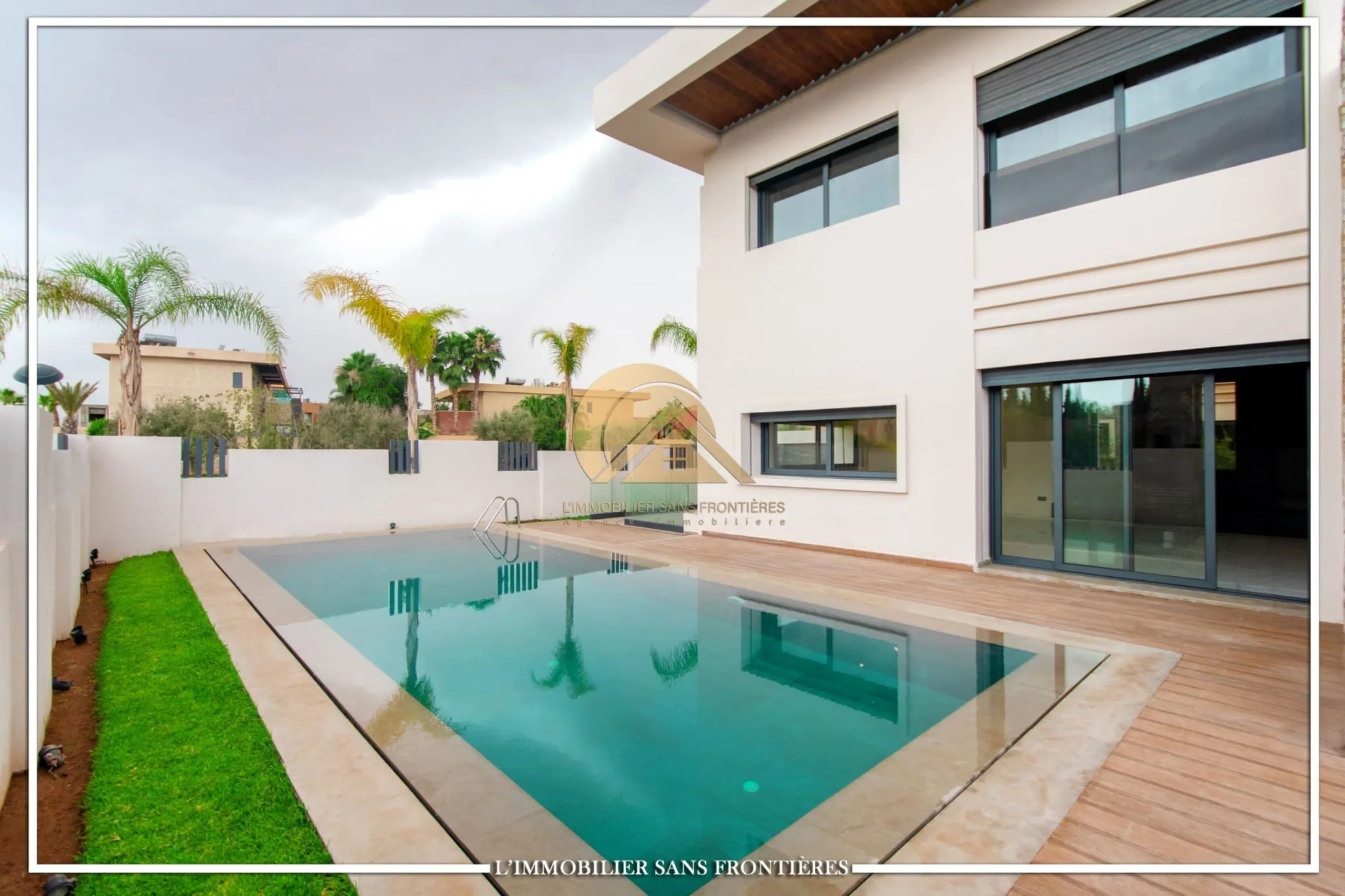 Villa à louer à Route d’Ourika, Marrakech — Piscine privée — 450 m² - مراكش (2)