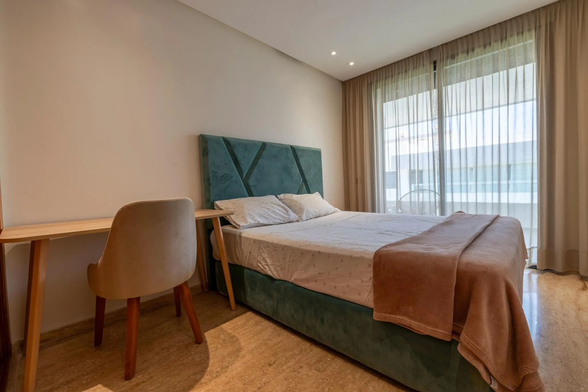 Dar Bouazza – Location Joli appartement meublé 3CH - دار بوعزة (2)