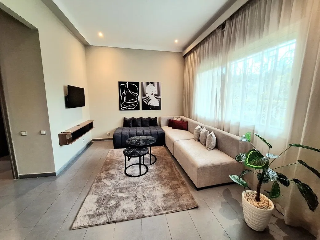 ANFA – LOCATION MAGNIFIQUE APPARTEMENT MEUBLÉ 2 CH - الدار البيضاء