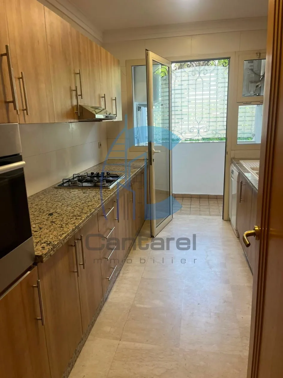 APPARTEMENT VIDE À LOUER-MAARIF - الدار البيضاء (2)