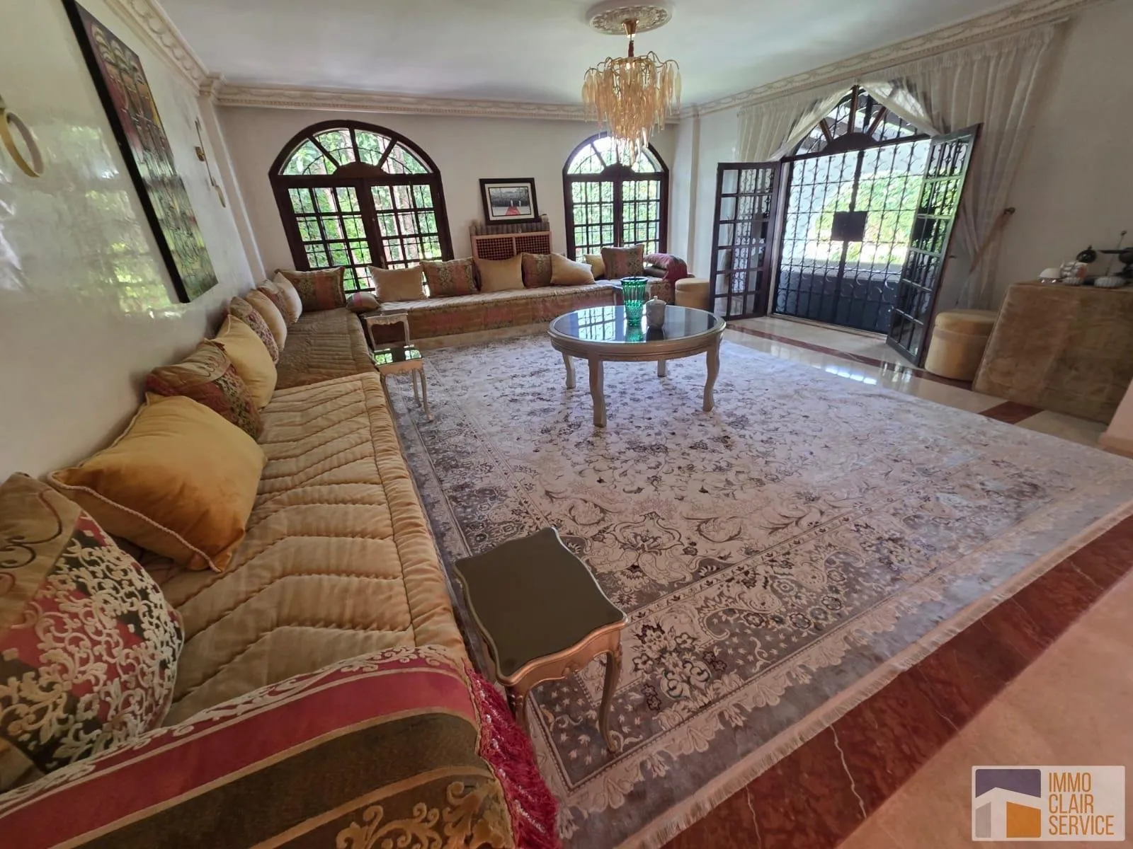 Villa bien située à louer (quartier Souissi) - الرباط (4)