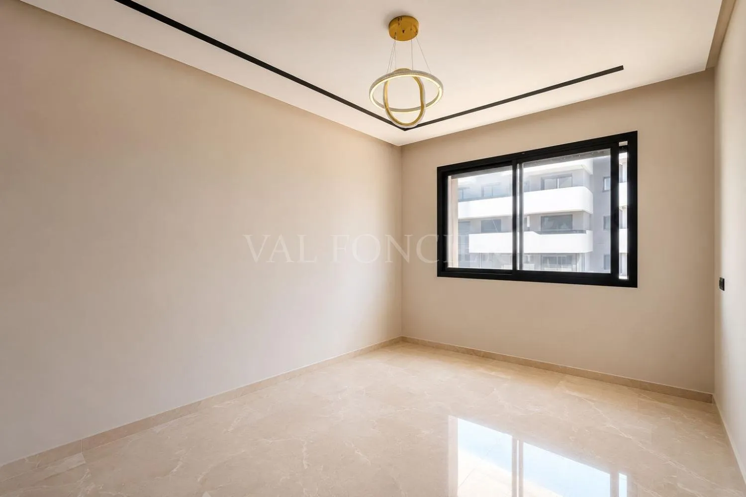 Location Superbe Studio avec Terrasse Californie, Casablanca - الدار البيضاء (3)