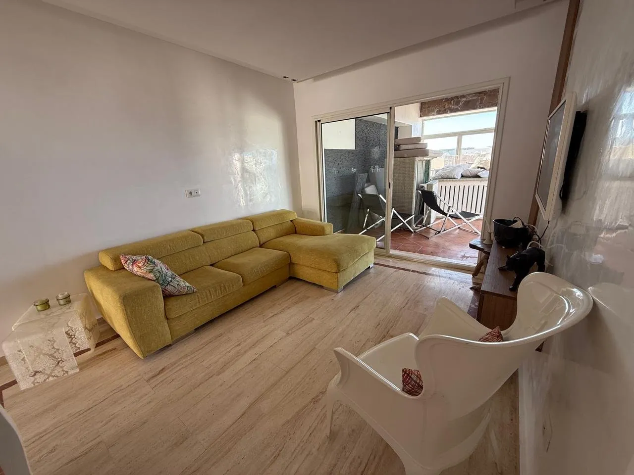 TAMARIS – BEL APPARTEMENT MEUBLÉ AVEC VUE MER 2CH - دار بوعزة (4)