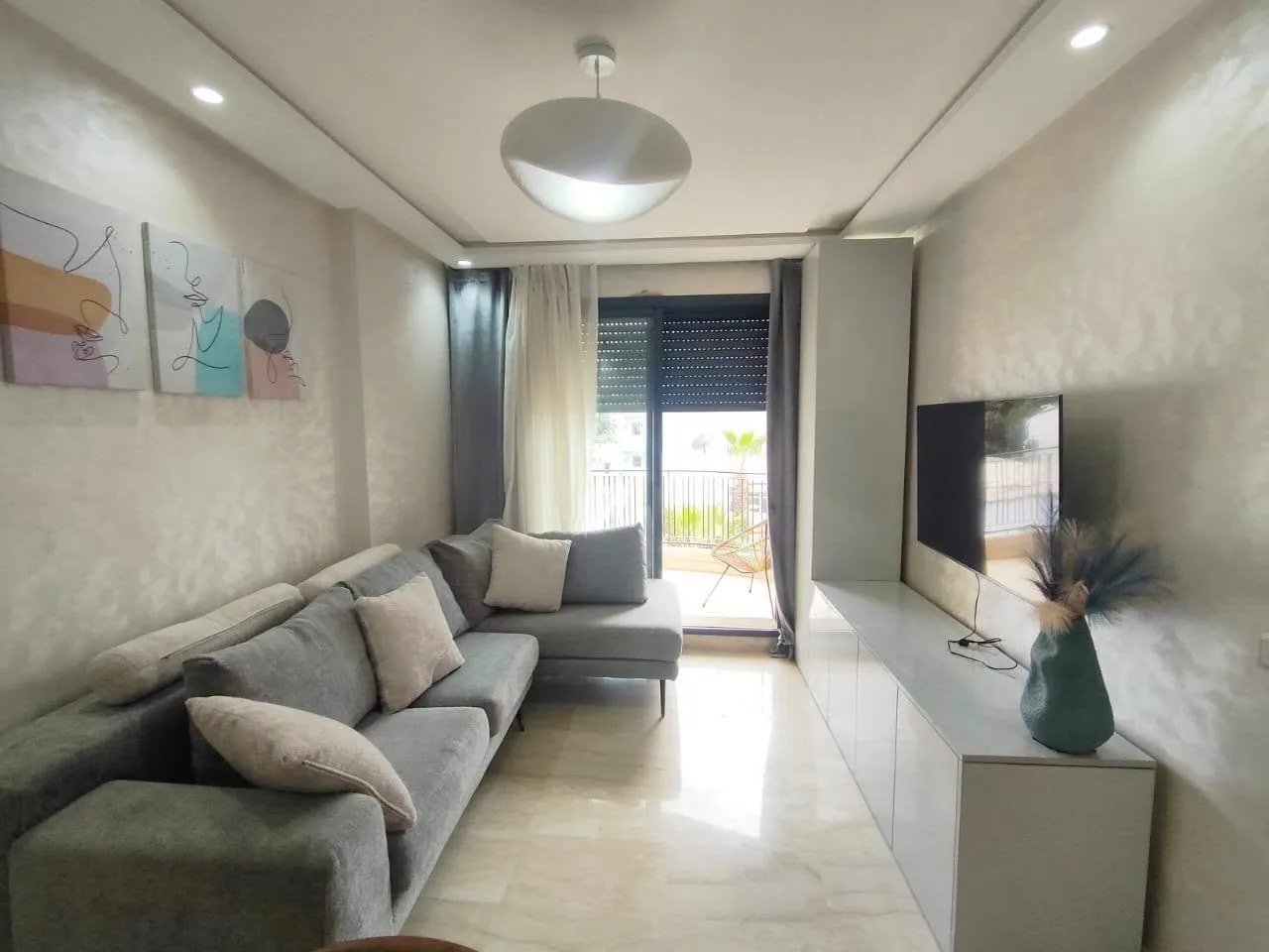 Appartement meublé 63m² Ferme Bretone 7000 dh - الدار البيضاء