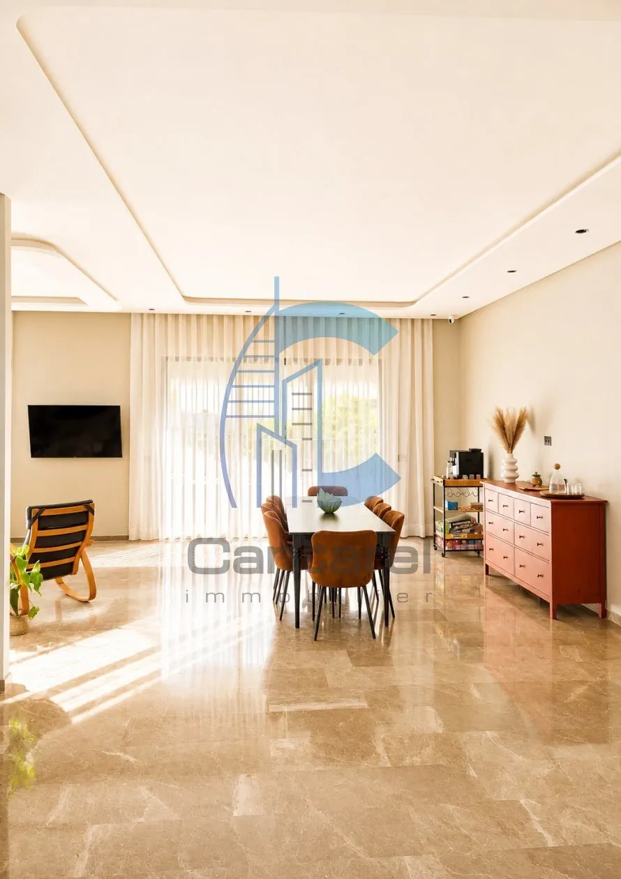 À LOUER – Magnifique maison meublée dans une résidence haut de gamme – Aïn Diab Extension - الدار البيضاء