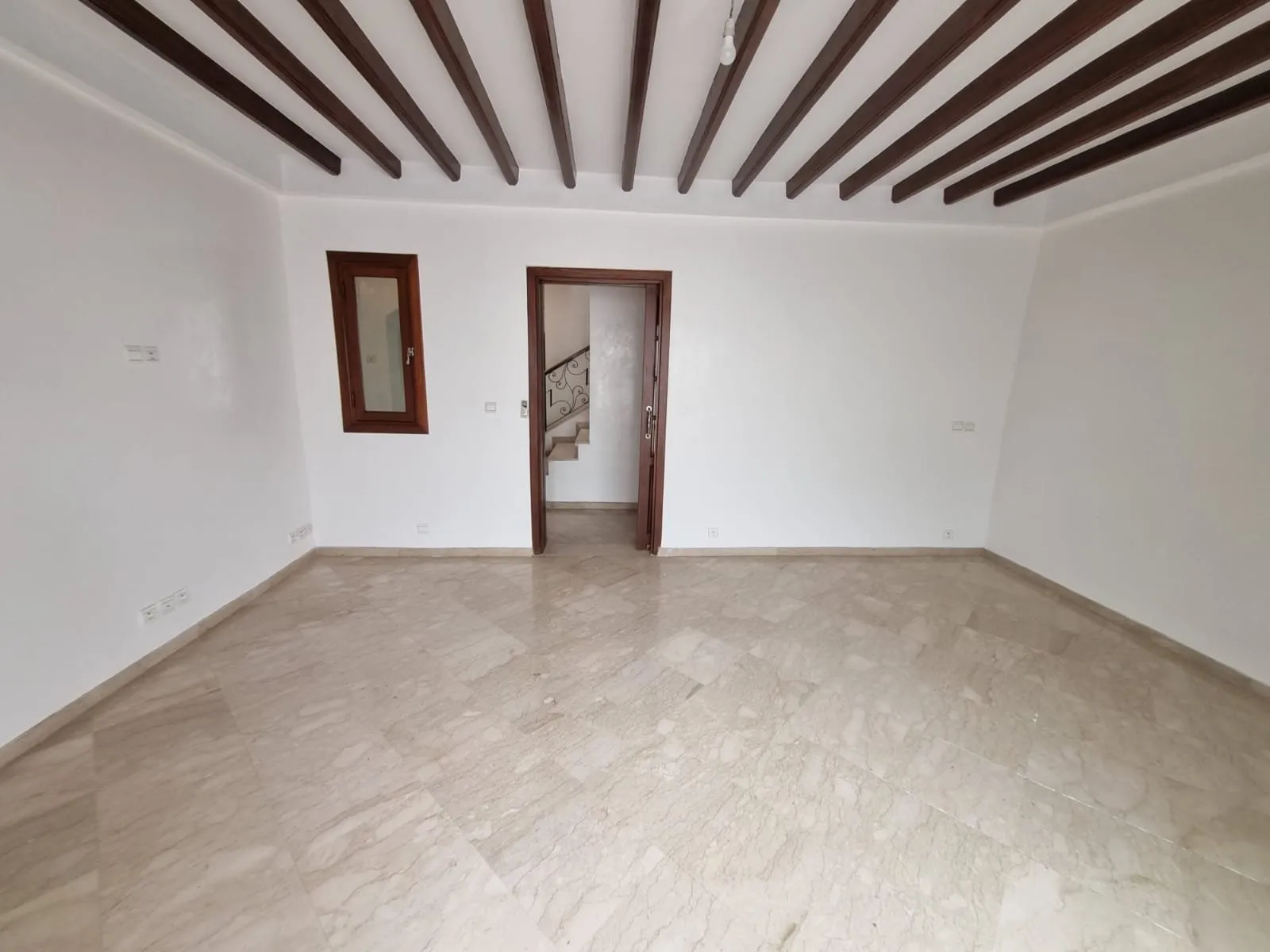 VILLA A LOUER -CIL - - الدار البيضاء (3)