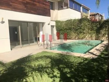 TRES  JOLIE VILLA /4 CHAMBRES / DEUXIEME LIGNE DU GOLF - الدار البيضاء