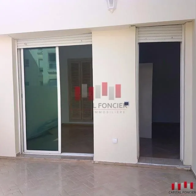 GAUTHIER JOLI APPARTEMENT A LOUER VIDE, TROIS CHAMBRES, GRANDE TERRASSE - الدار البيضاء (4)