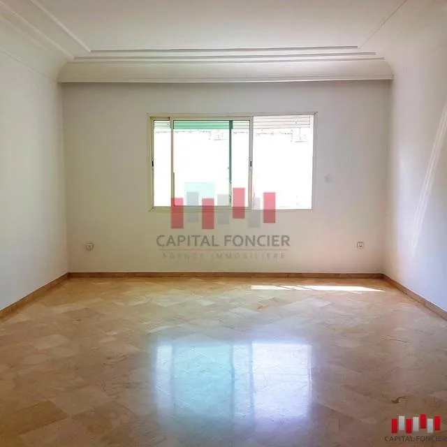 GAUTHIER JOLI APPARTEMENT A LOUER VIDE, TROIS CHAMBRES, GRANDE TERRASSE - الدار البيضاء (3)