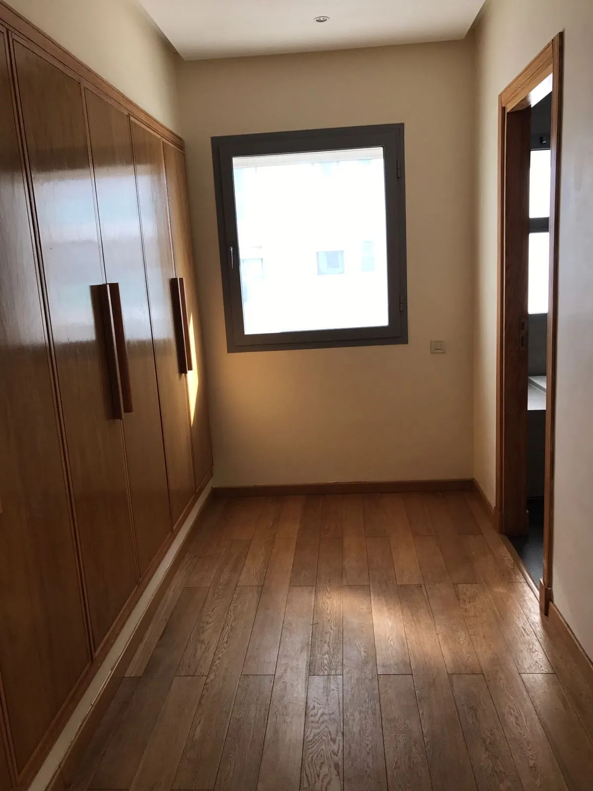 MAGNIFIQUE APPT VIDE EN LOCATION  - MARINA - - الدار البيضاء (3)