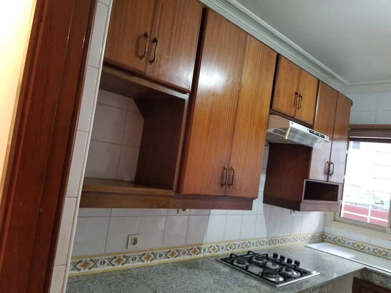 APPT VIDE EN LOCATION -GHANDI- - الدار البيضاء (4)