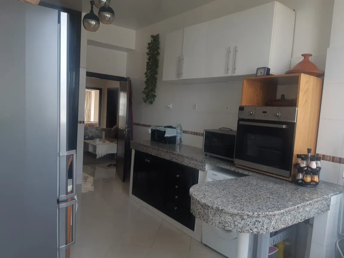 APPT MEUBLE EN LOCATION TRIANGLE D'OR - الدار البيضاء (3)