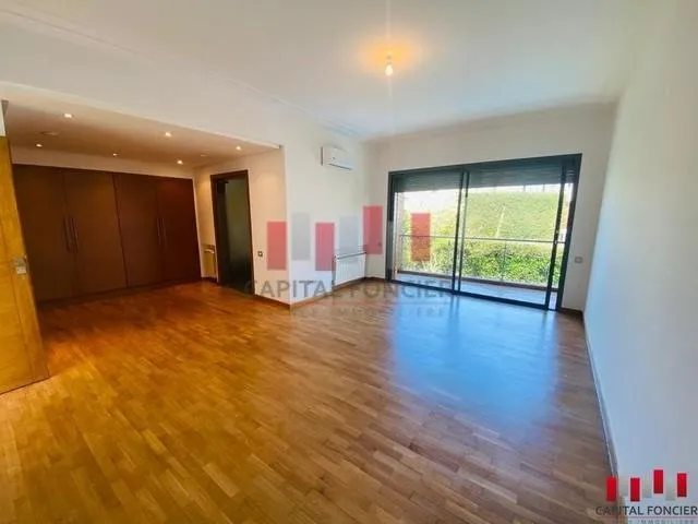 SUPERBE VILLA PISCINE - الدار البيضاء (3)