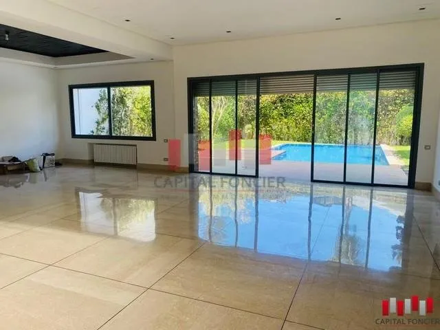 SUPERBE VILLA PISCINE - الدار البيضاء (2)