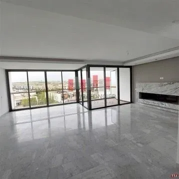 TRES JOLI APPARTEMENT / 3 CHAMBRES / BOUSKOURA - الدار البيضاء