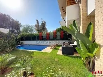 SUPERBE VILLA / 3 CHAMBRES AVEC JARDIN ET PISCINE  /BOUSKOURA - الدار البيضاء