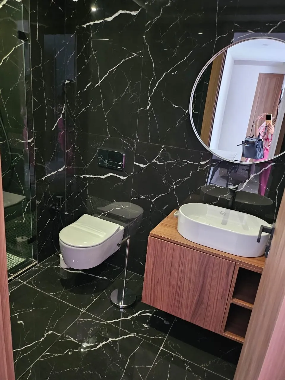 2 STUDIOS MEUBLES NEUF -LES PRINCESSES- - الدار البيضاء
