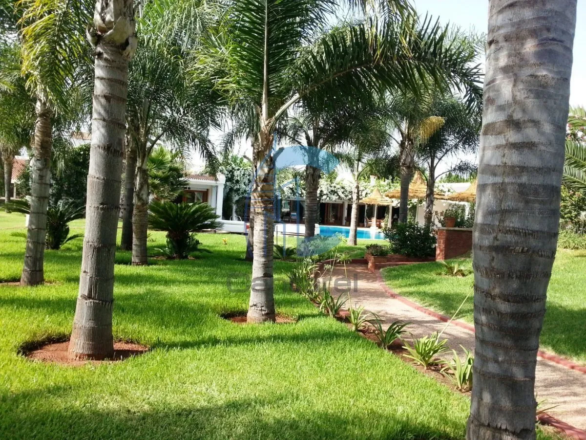Location villa à Bouskoura - الدار البيضاء (2)