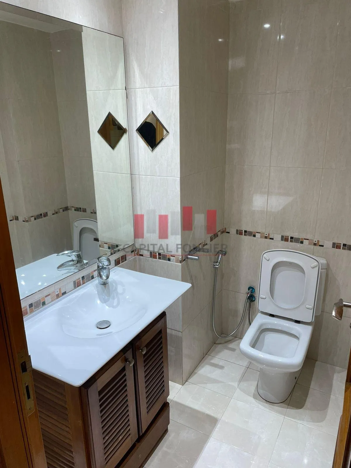 BEL APPARTEMENT RACINE - الدار البيضاء (3)