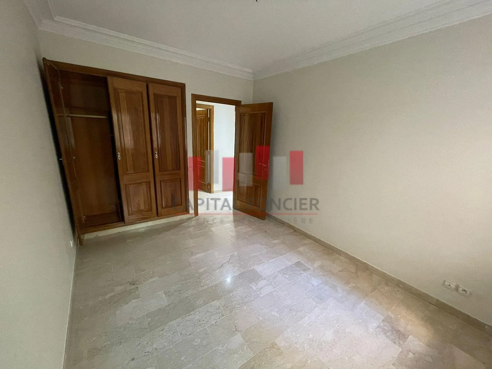 BEL APPARTEMENT RACINE - الدار البيضاء (4)
