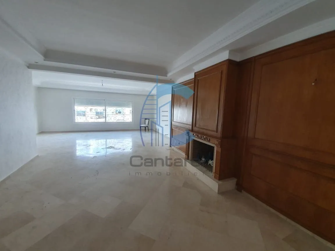 MAGNIFIQUE APPT VIDE EN LOCATION RACINE - الدار البيضاء