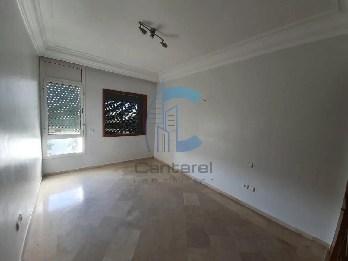 MAGNIFIQUE APPT VIDE EN LOCATION RACINE - الدار البيضاء (3)