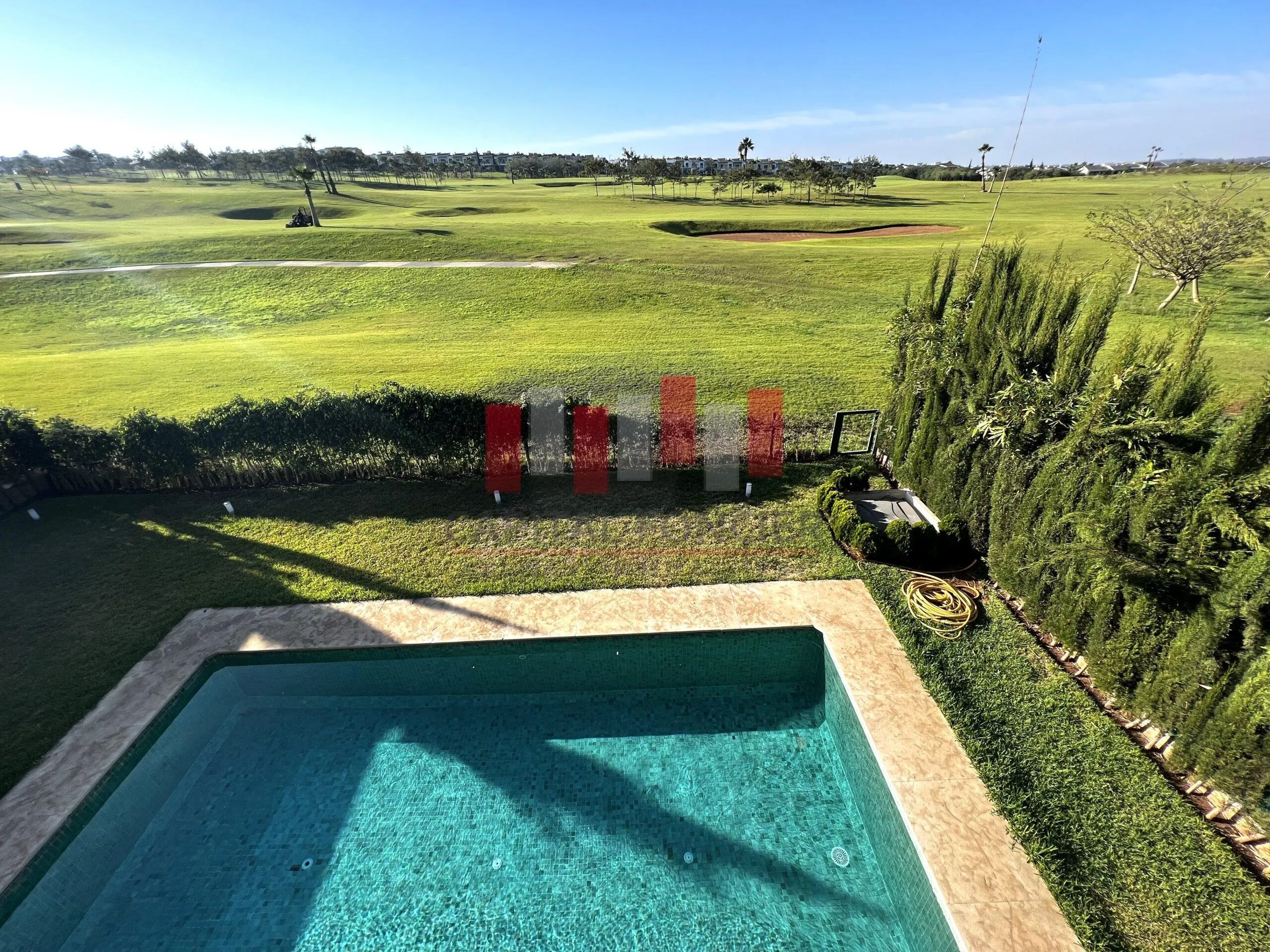 MAGNIFIQUE VILLA / FRONT GOLF / 4 CHAMBRES /BOUSKOURA - الدار البيضاء