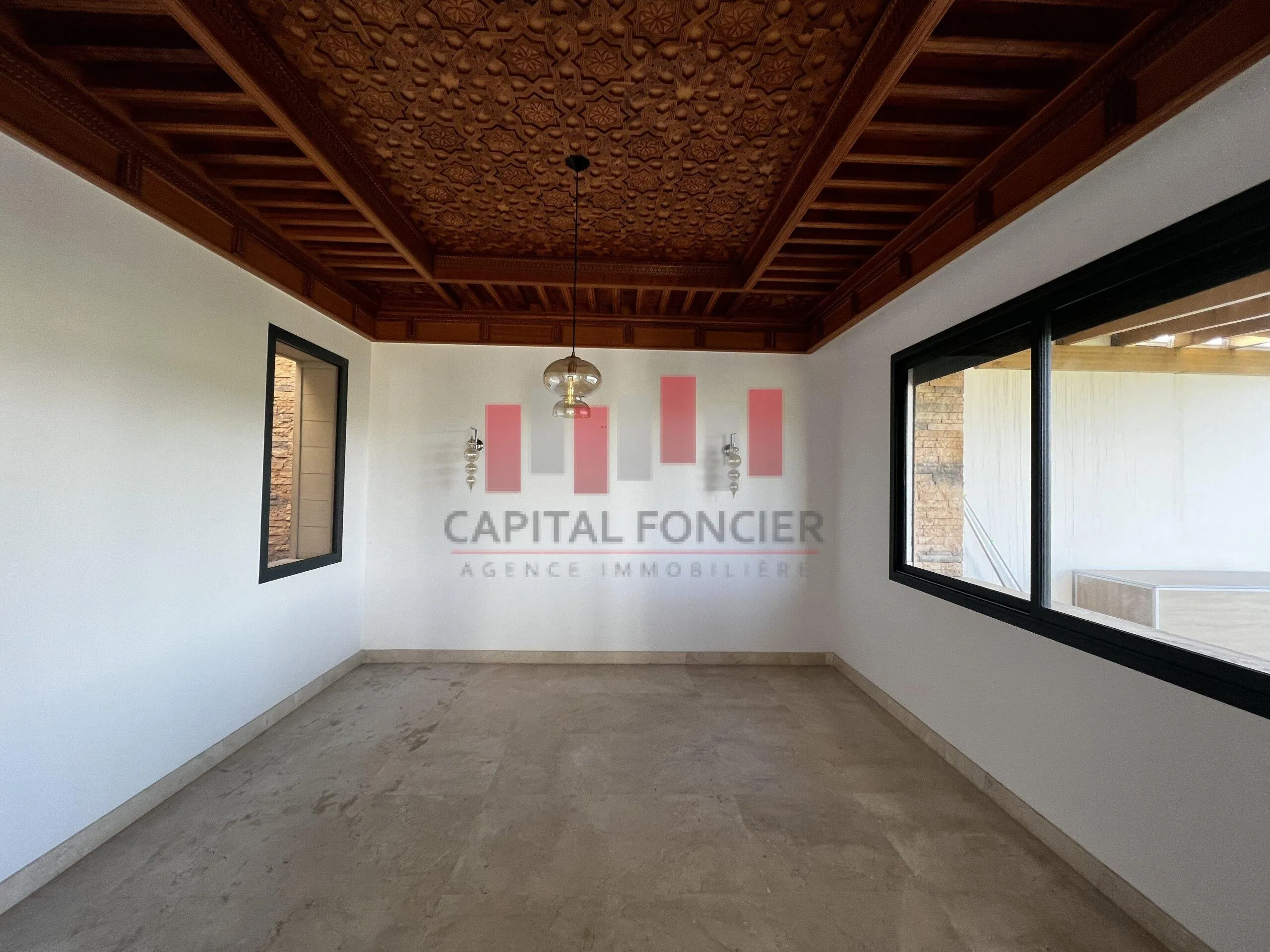 MAGNIFIQUE VILLA / FRONT GOLF / 4 CHAMBRES /BOUSKOURA - الدار البيضاء (4)