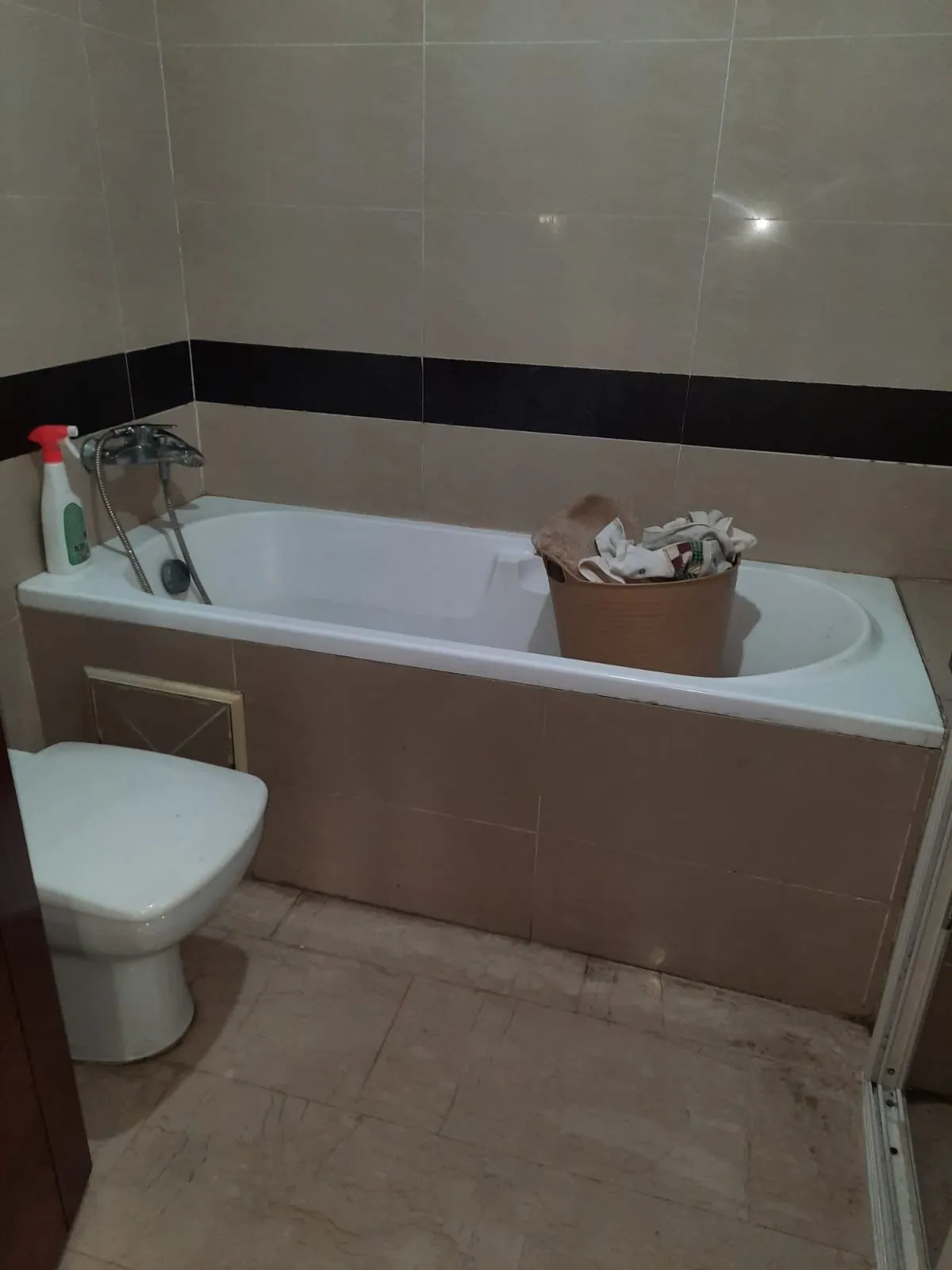 À louer – Bel appartement vide quartier Gironde - الدار البيضاء (4)