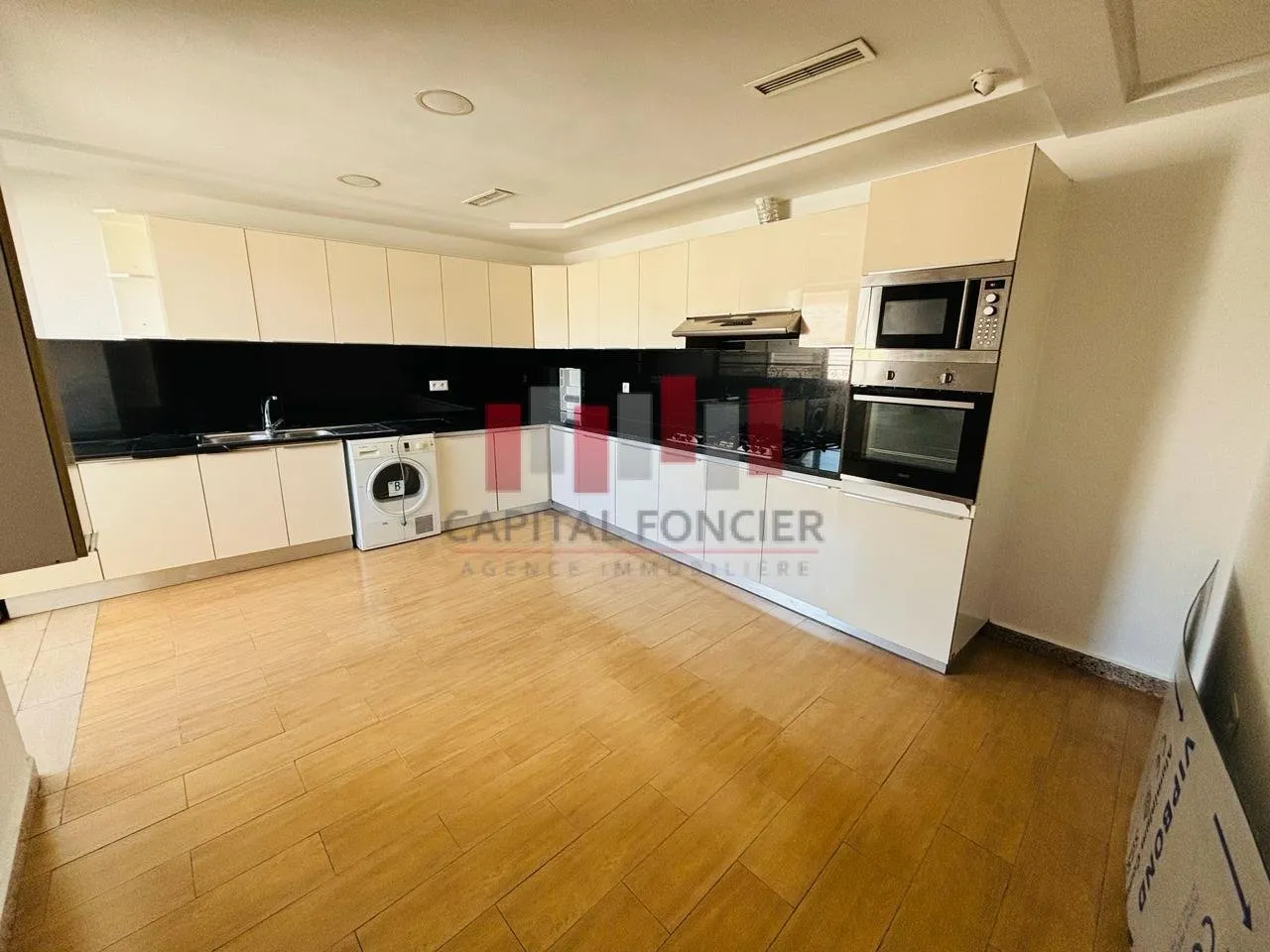 RARE 4 CHAMBRES - الدار البيضاء (4)
