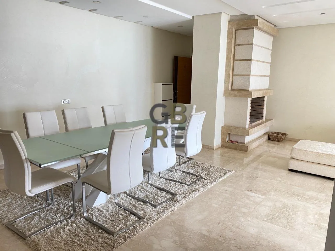 Bel appartement meublé sans vis-à-vis bien ensoleillé à Hay riad - الرباط (3)