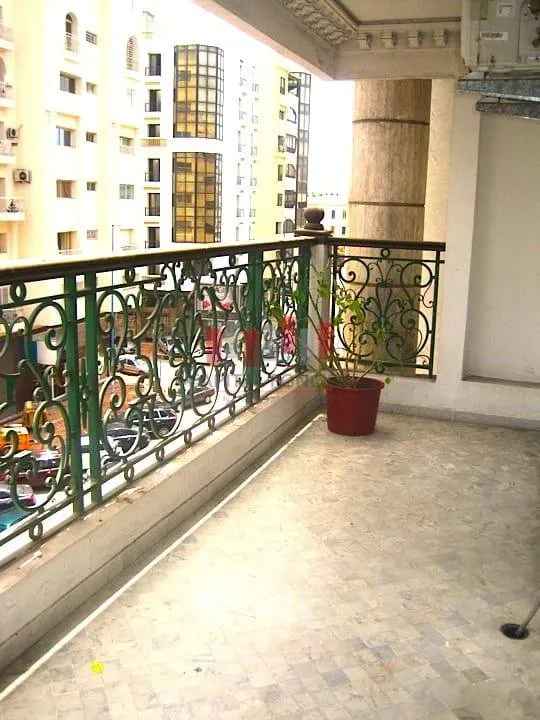 SPACIEUX RARE RACINE - الدار البيضاء
