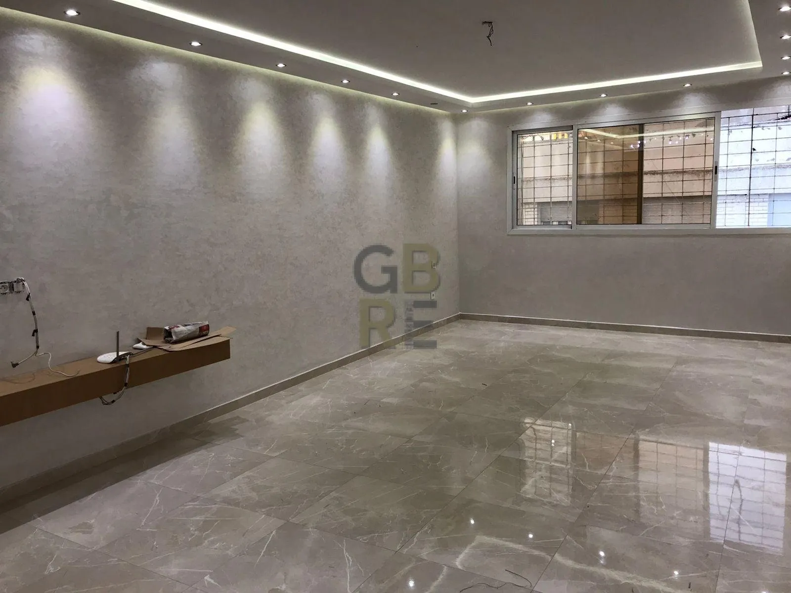 Très bel appartement entièrement rénové bien situe en haut d'agdal - الرباط (2)