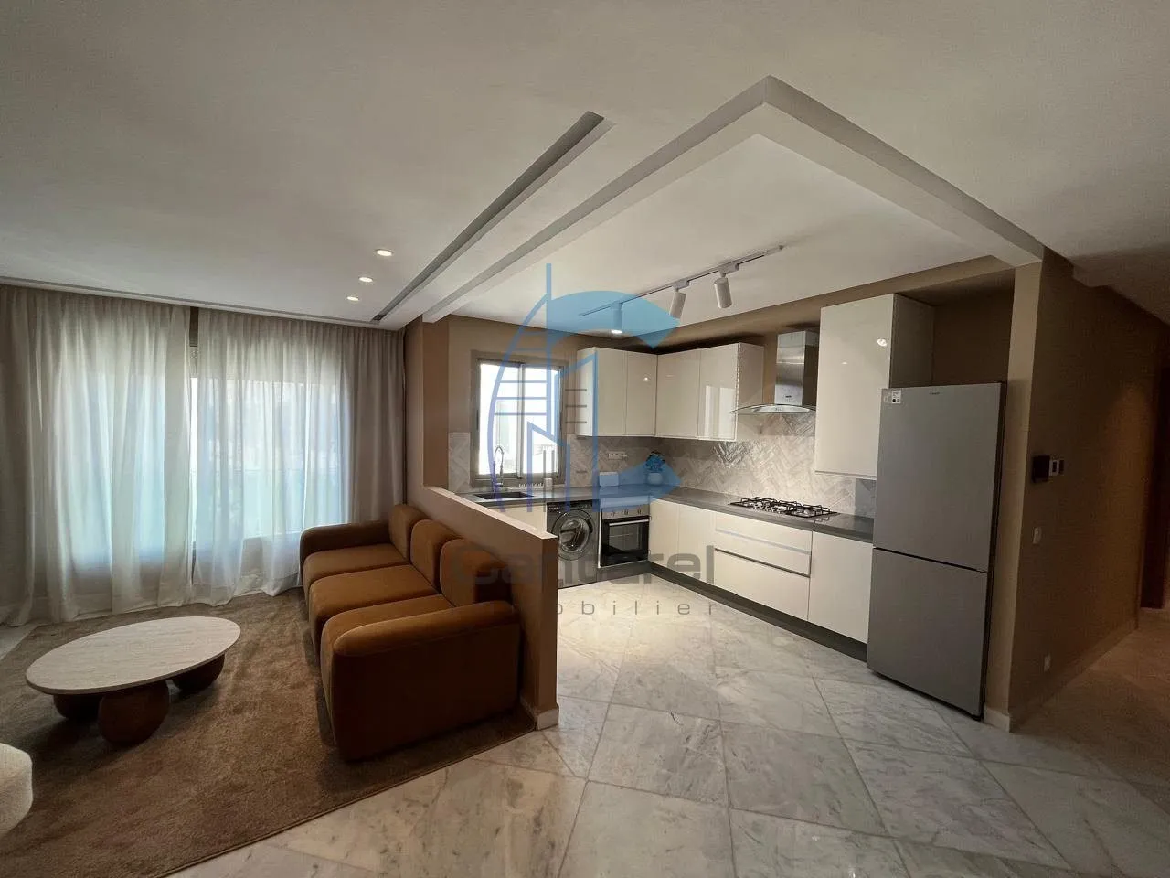 LOCATION CHALEUREUX APPARTEMENT LA CORNICHE - الدار البيضاء