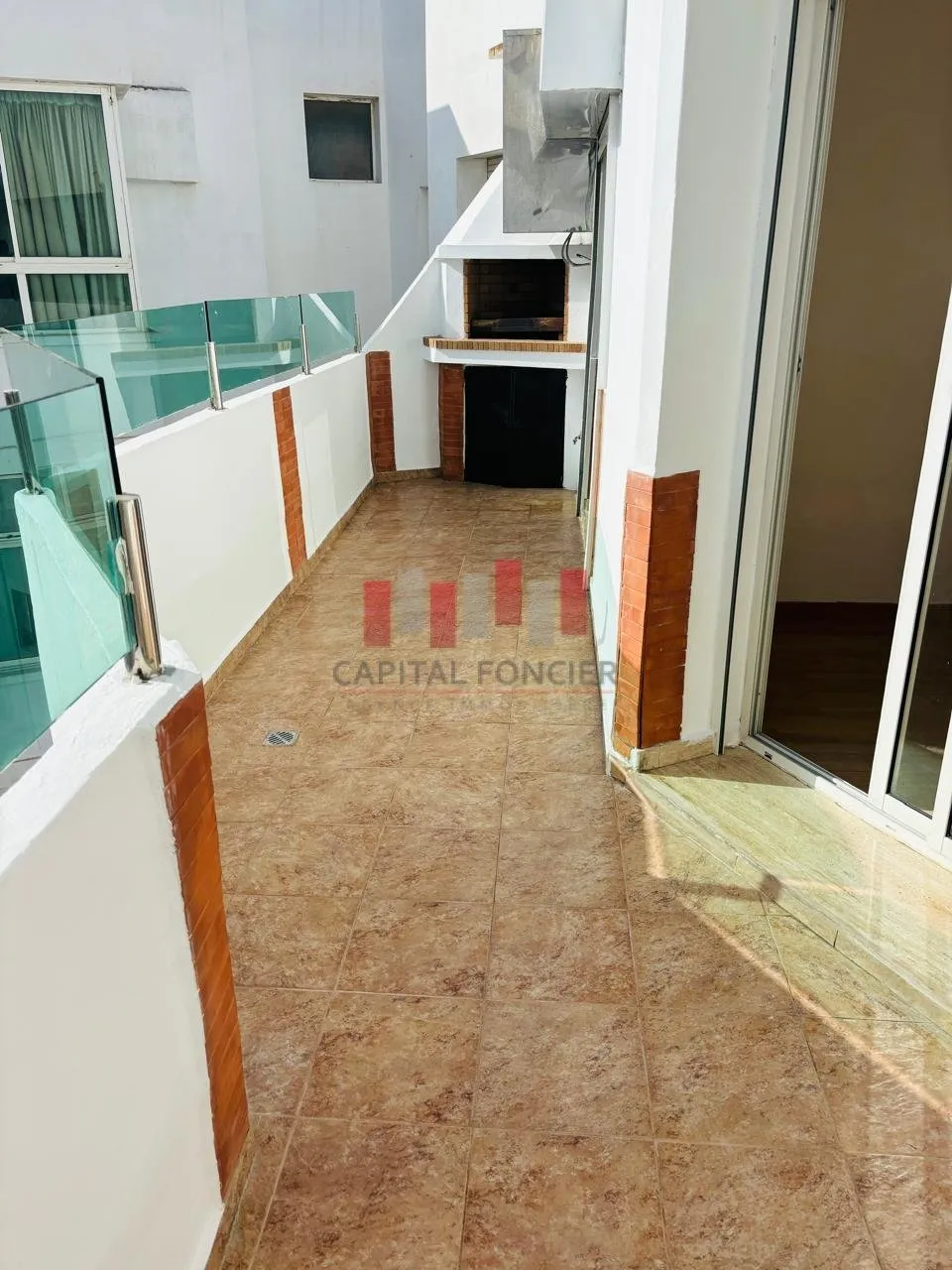SANS VIS A VIS TERRASSE DERNIER ETAGE - الدار البيضاء (2)