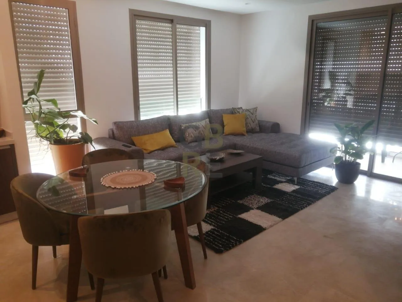 Magnifique appartement neuf  meublé, sans vis -à-vis - الرباط (2)