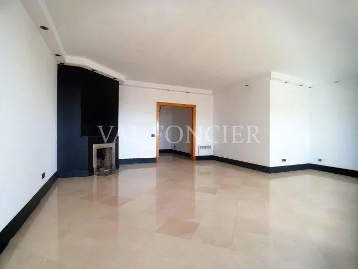 Location appartement 200m2 sans vis-à-vis Résidence Yasmine Ghandi - الدار البيضاء