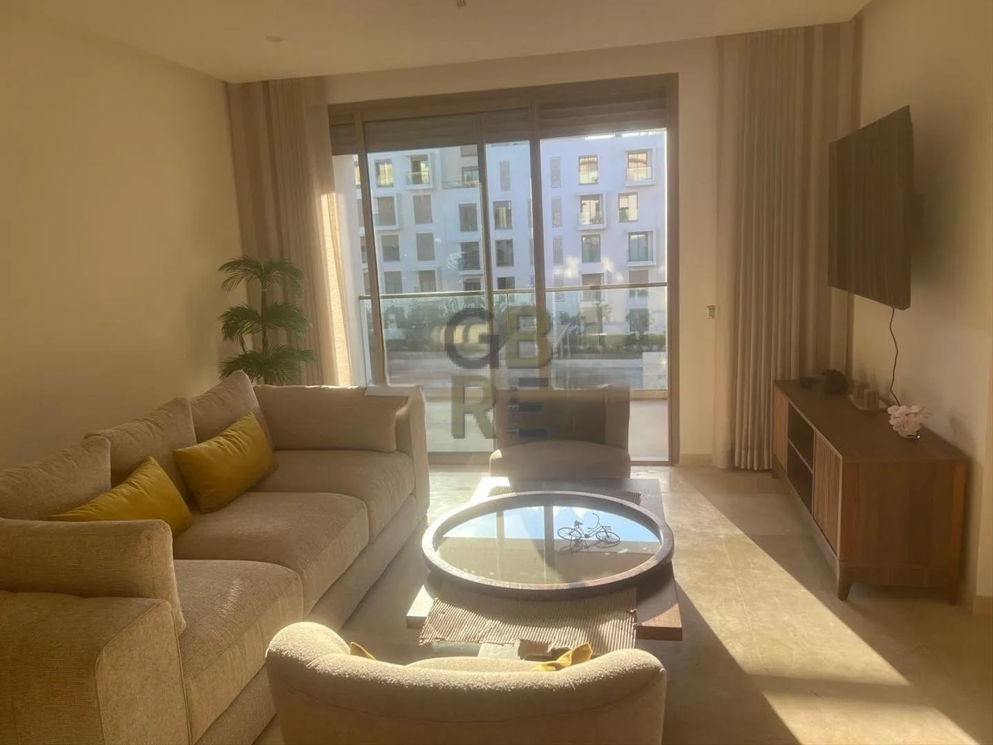 Magnifique appartement neuf meublé vue sur piscine de haut standing - الرباط
