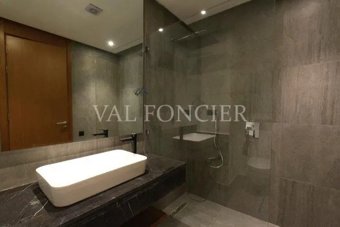 Appartement luxueux avec terrasse en location vide à la Ferme Bretonne, Casablanca - الدار البيضاء (3)