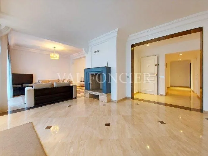 Très bel appartement 186m2 en location à Bd Massira, Racine - الدار البيضاء (2)