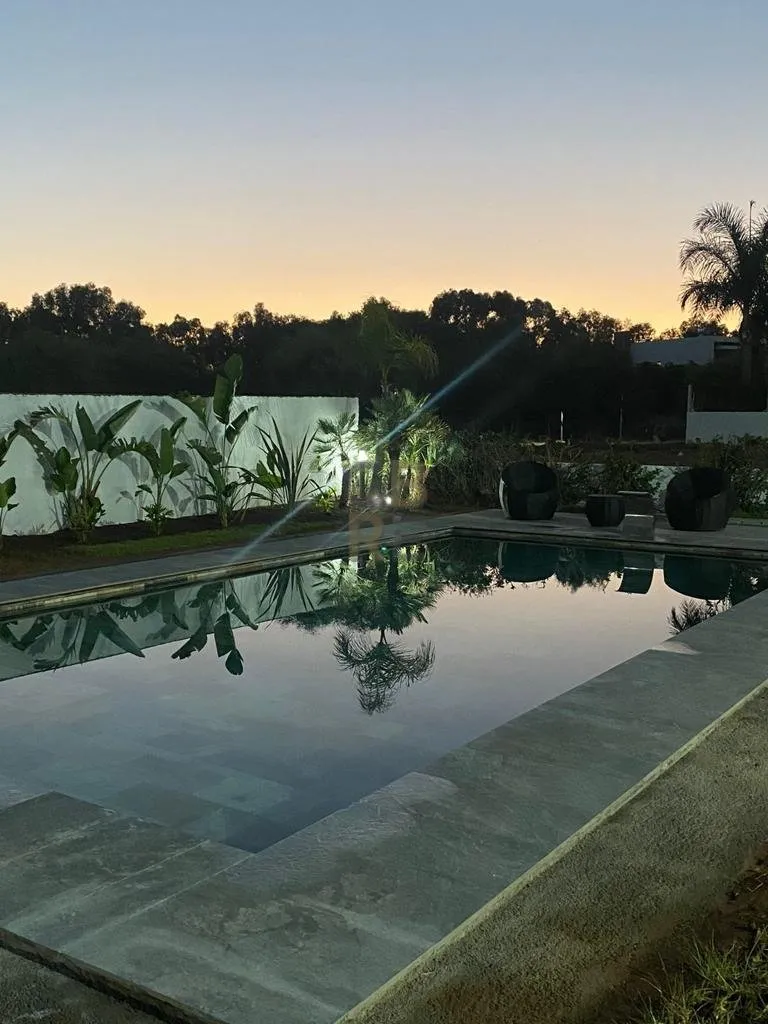 Belle Villa Meublée Avec Piscine à Bouznika - بوزنيقة (3)