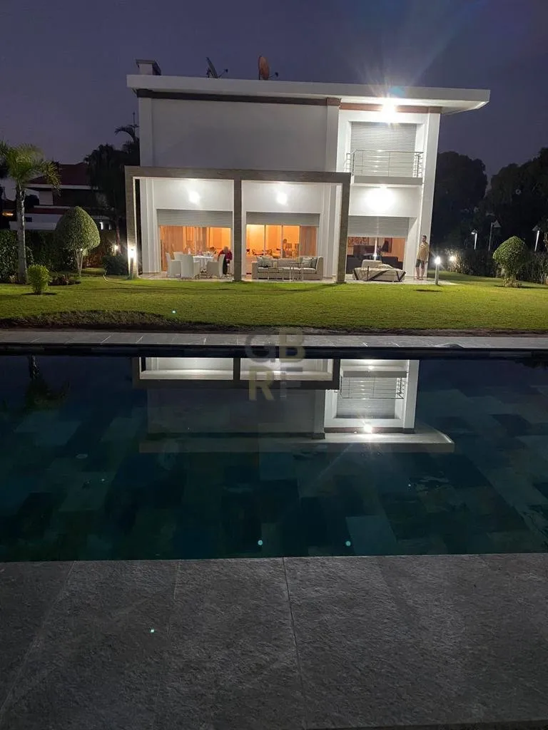 Belle Villa Meublée Avec Piscine à Bouznika - بوزنيقة