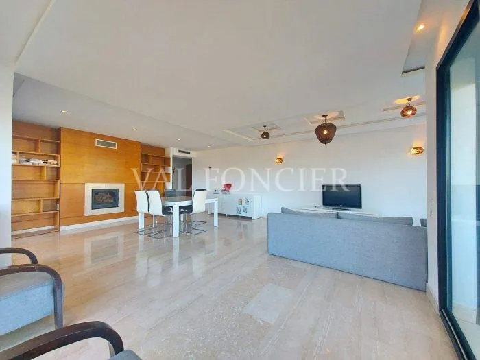 Sublime Appartement 210m2 avec terrasse sans vis-à-vis en location à Palmier, Casablanca - الدار البيضاء (2)