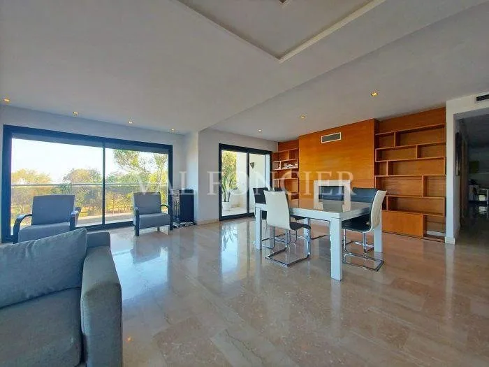 Sublime Appartement 210m2 avec terrasse sans vis-à-vis en location à Palmier, Casablanca - الدار البيضاء (4)