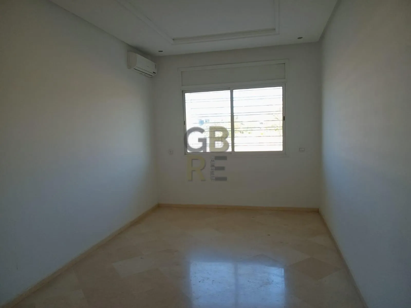 Très bel appartement à louer à Jnane Soussi ensoleillé - الرباط (2)