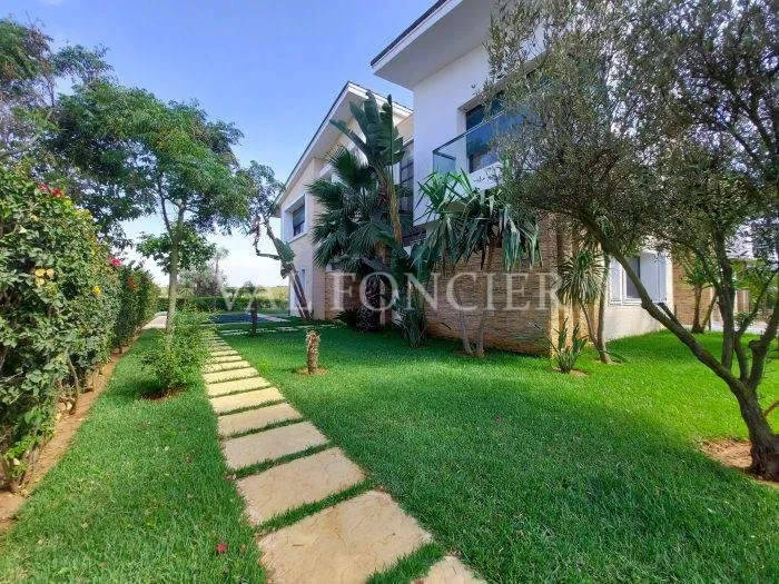 Location Villa Front de Golf 600m2 avec Piscine Palmeraie Bouskoura - الدار البيضاء (3)