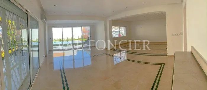 Location villa 700m2 avec beau jardin et piscine Oasis, Casablanca - الدار البيضاء (3)