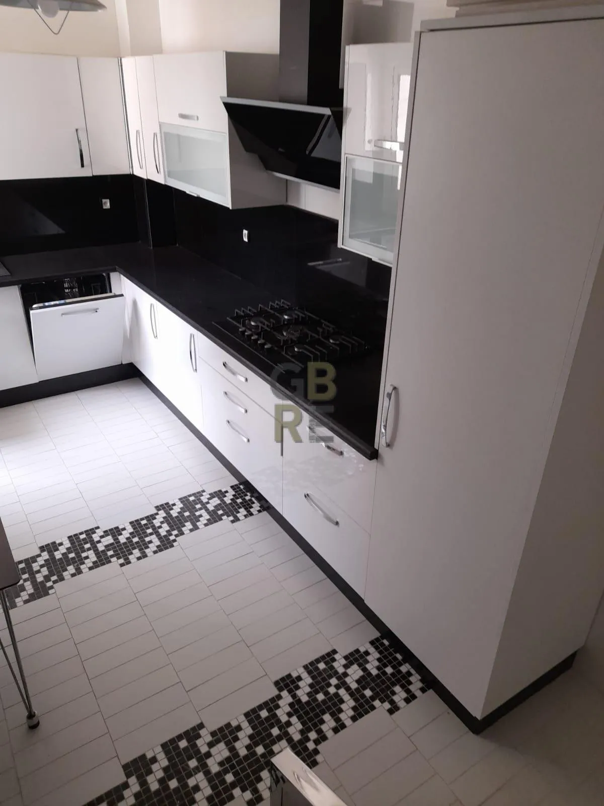 Bel Appartement Dans le Haut d'Agdal - الرباط (4)