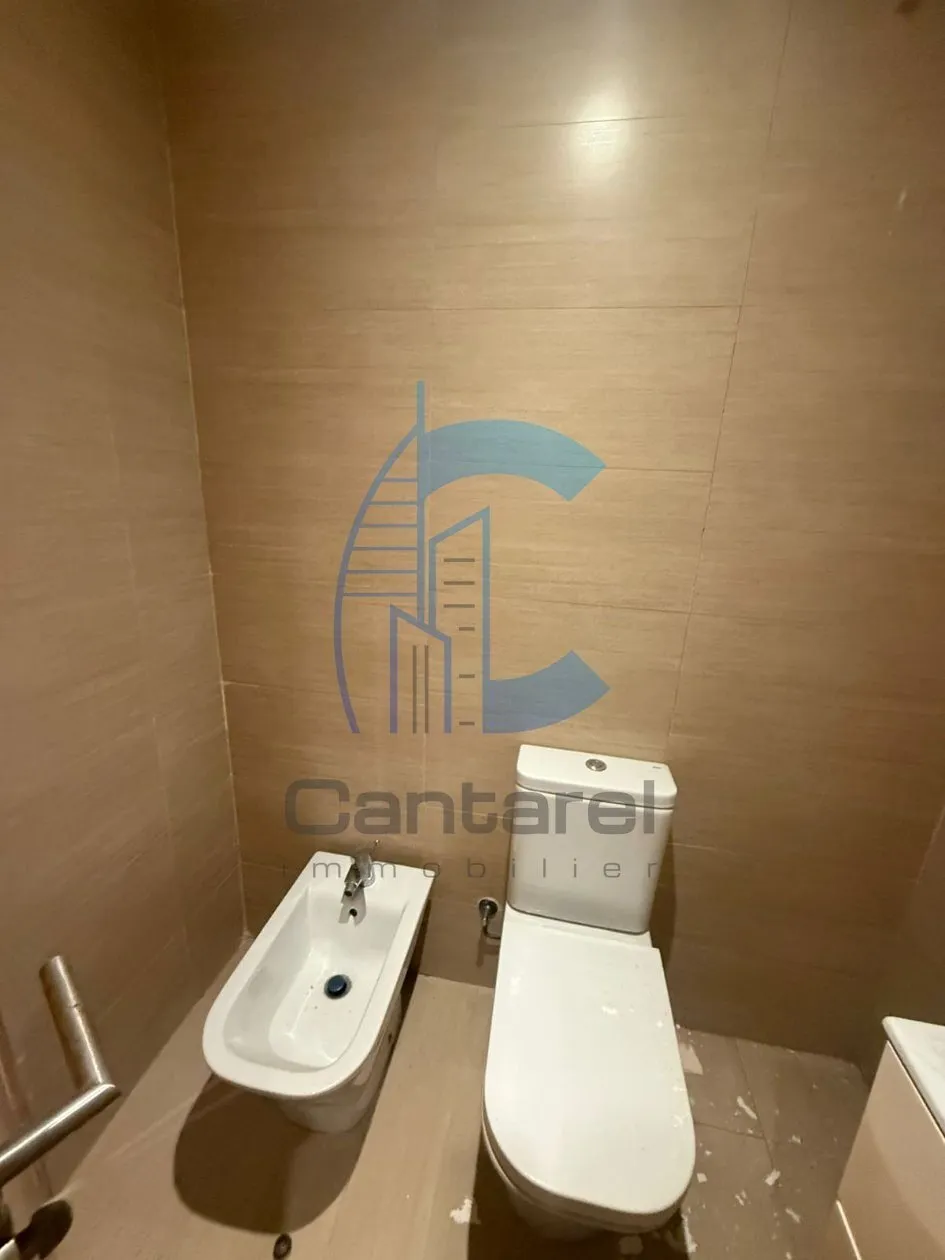 APPT VIDE A LOUER -BEAUSEJOUR- - الدار البيضاء (3)