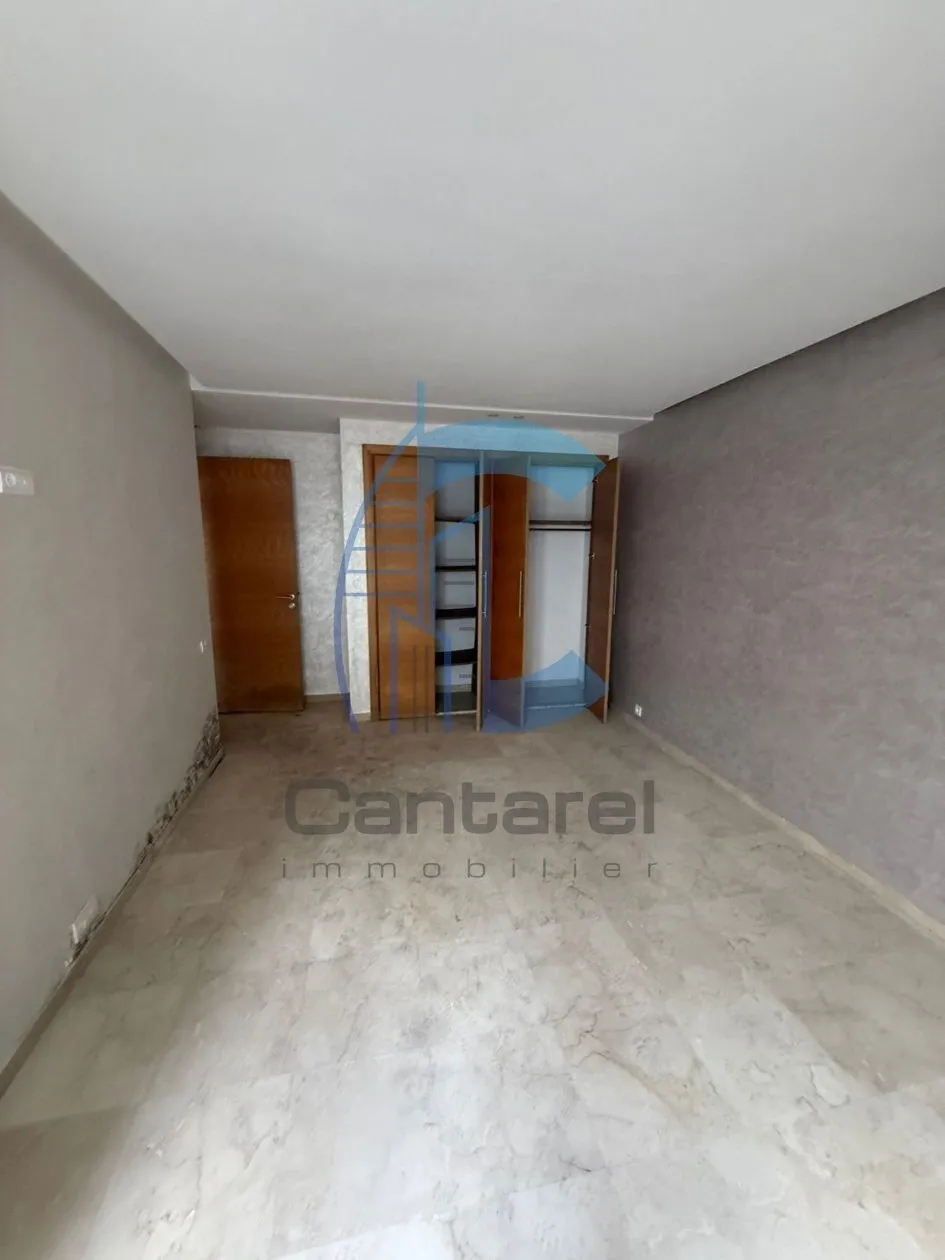 APPT VIDE A LOUER -BEAUSEJOUR- - الدار البيضاء (2)